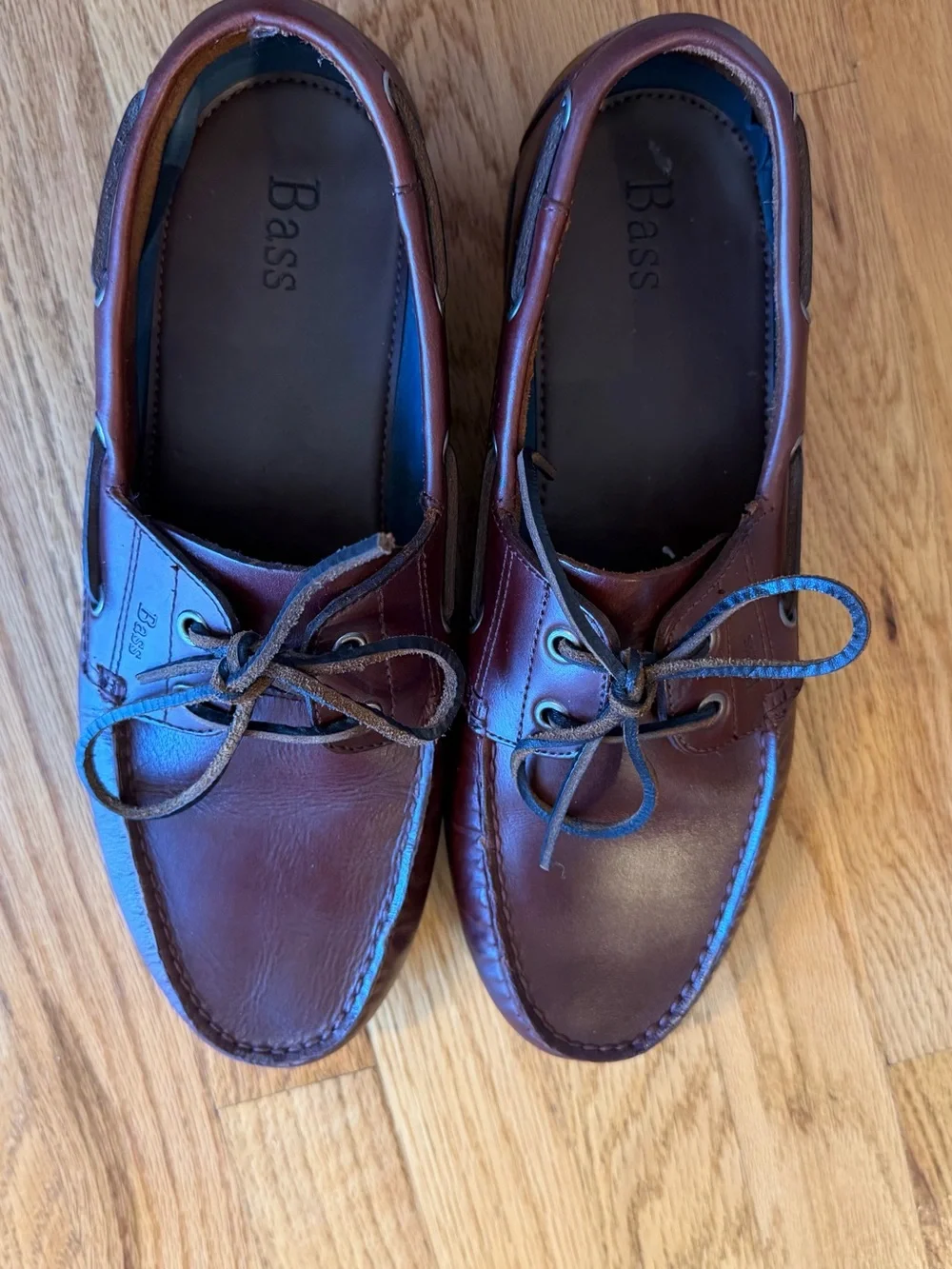 G.H. Bass & Co. Men’s Burgundy Leather Boat Shoes